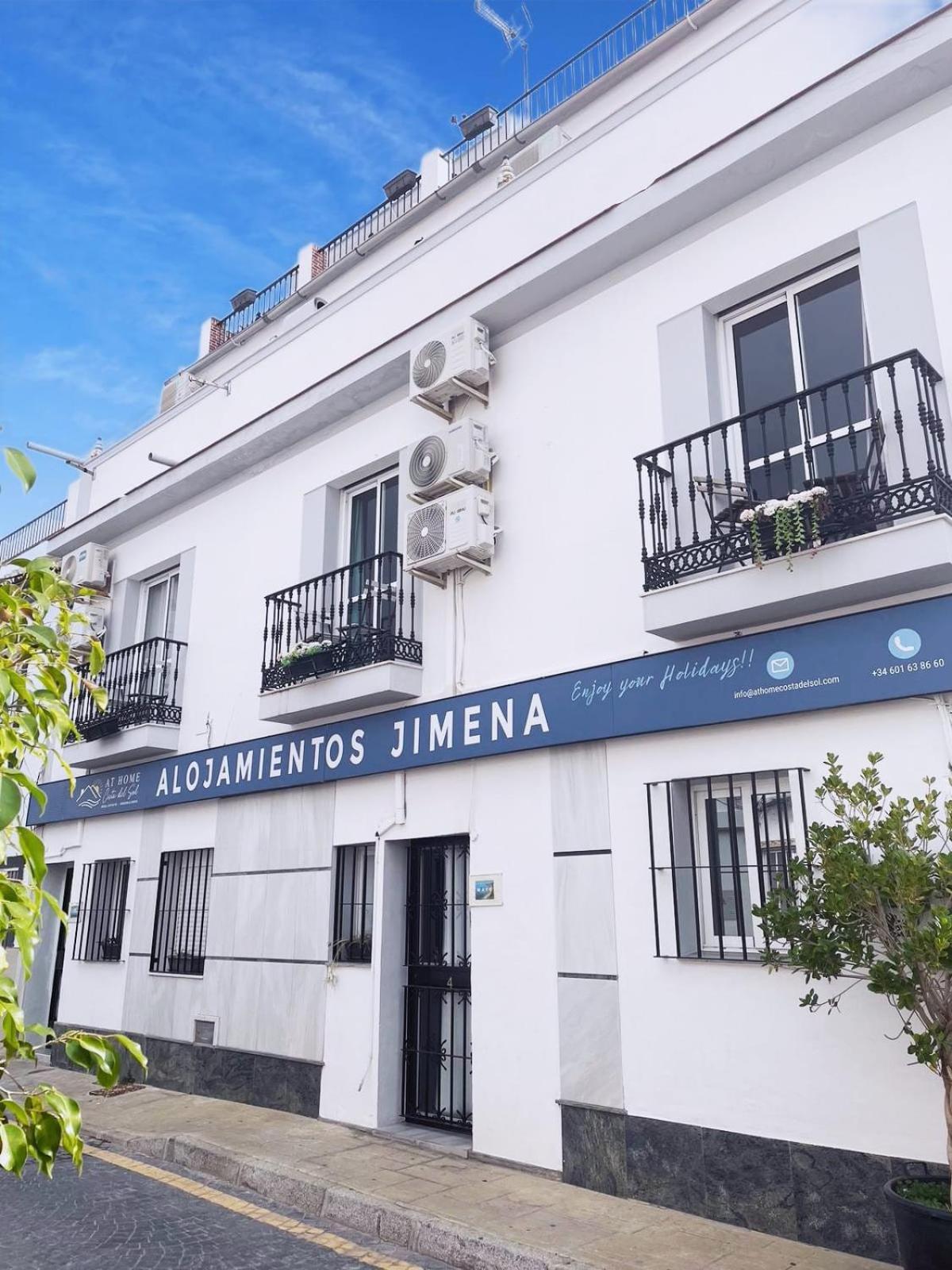 Estudio Jimena Burriana En El Centro De Nerja Kültér fotó