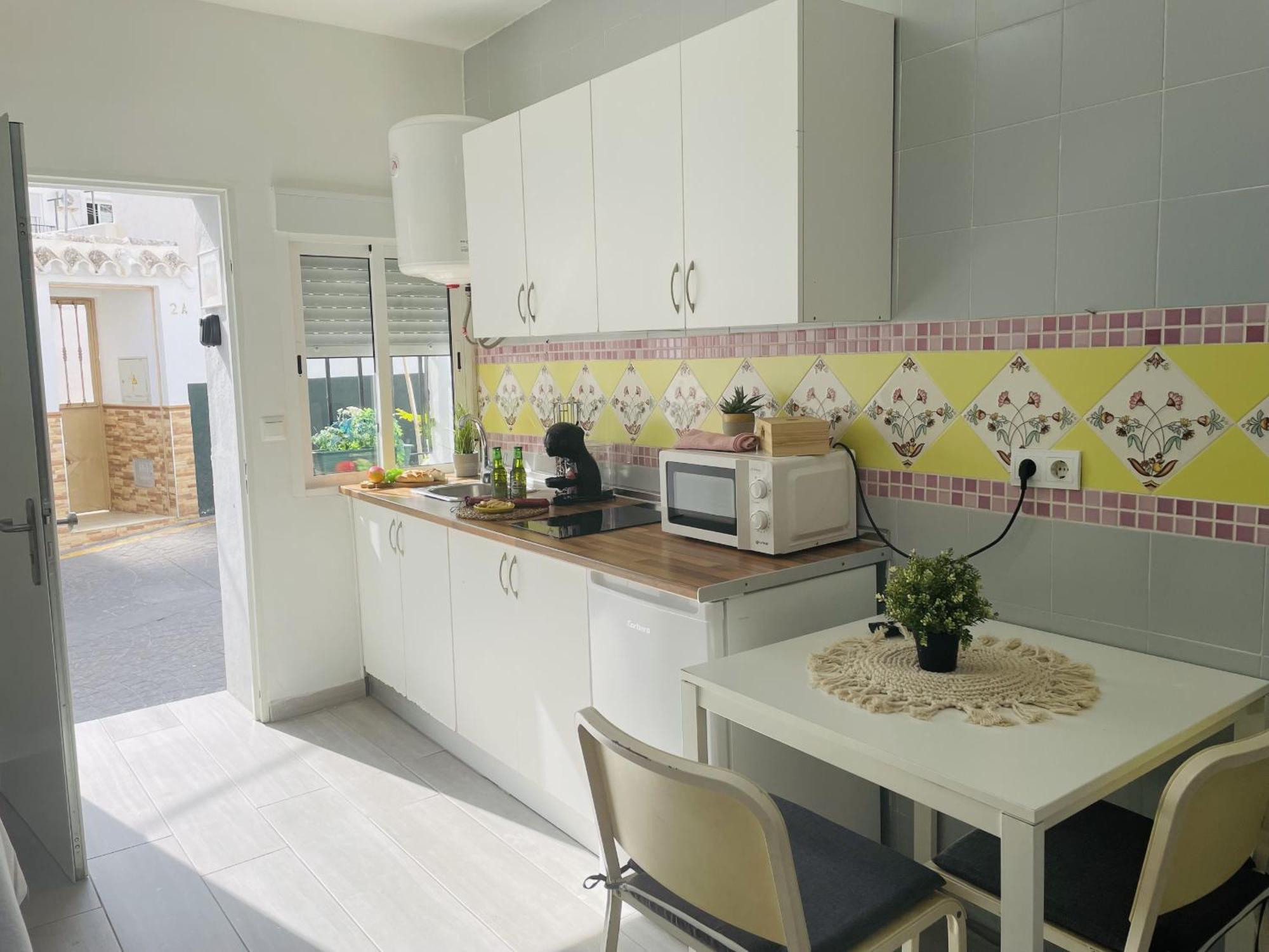 Estudio Jimena Burriana En El Centro De Nerja Kültér fotó